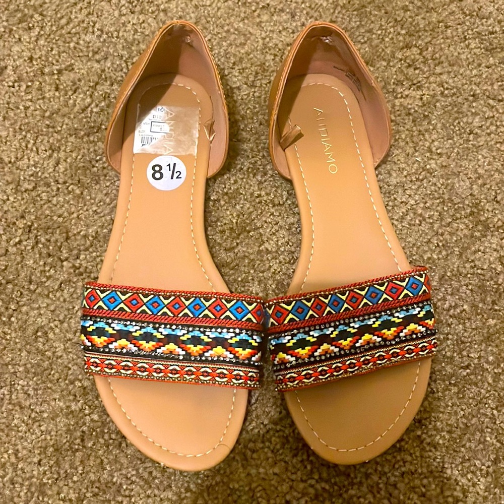 Andiamo tribal knit sandals